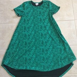 LULAROE ELEGANT CARLY